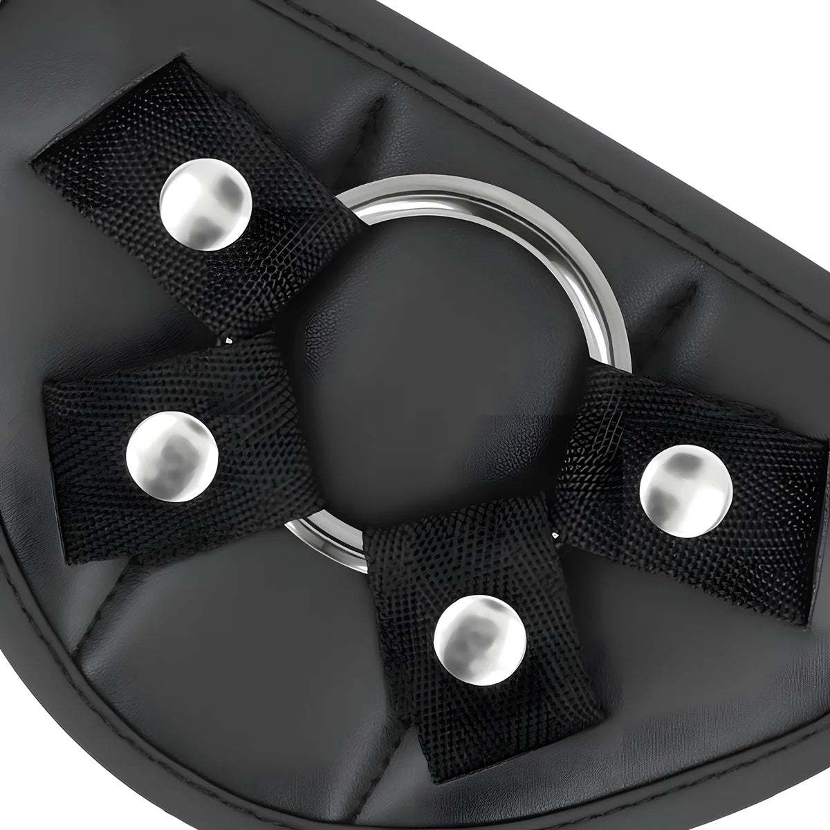 fetish submissive cyber strap harnais avec gode et telecommande bullet technologie watchme m