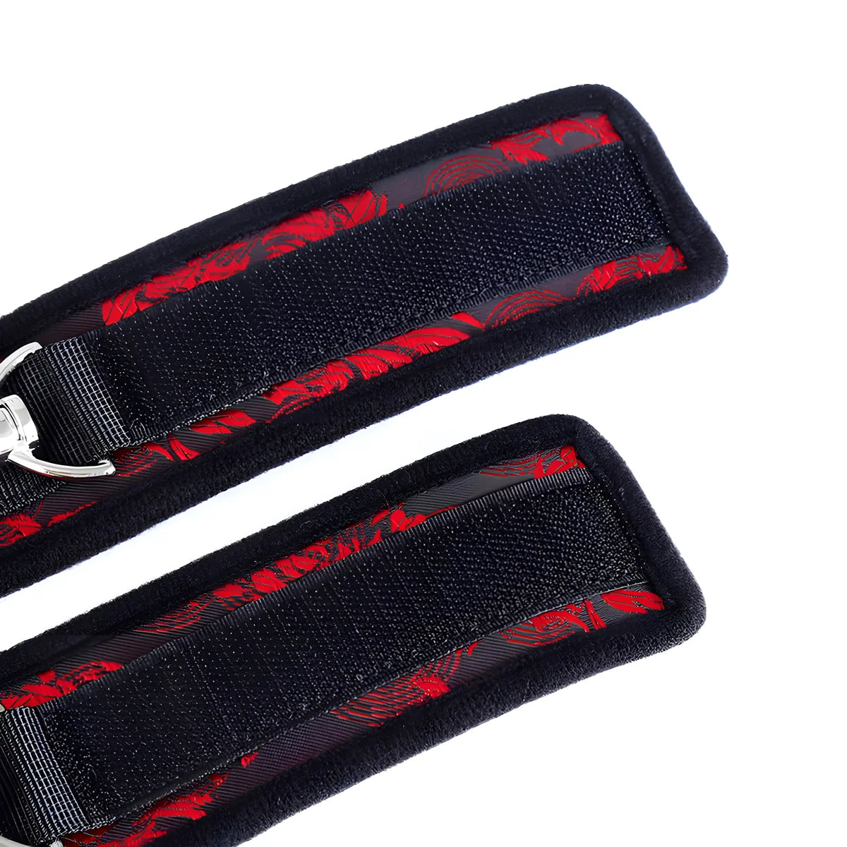 ohmama fetish menottes de poignet scandal