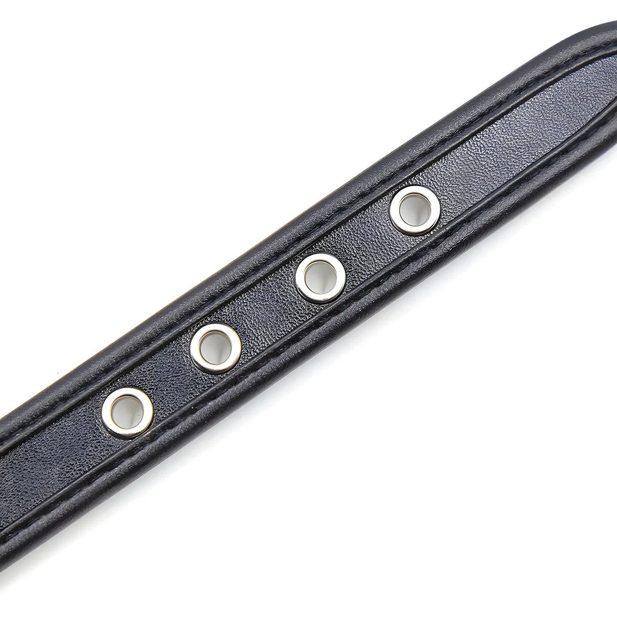 ohmama fetish retenues poignets