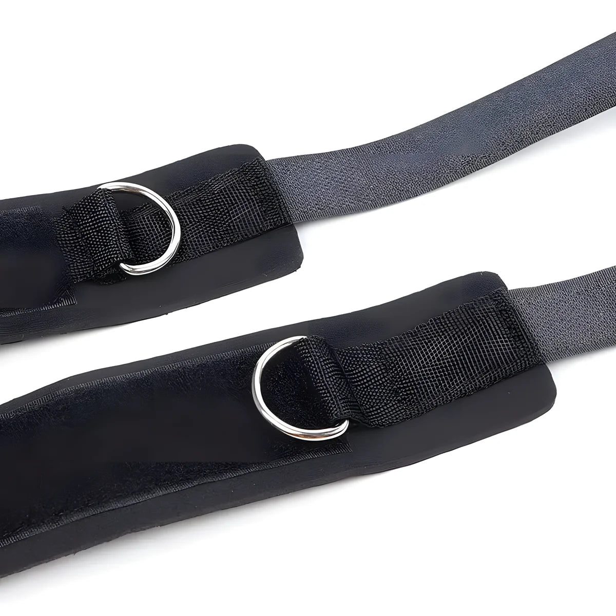 ohmama fetish baillon en neoprene avec manchettes