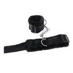 Menottes Ohmama en fourrure douce et sensuelle - Vignette | Adopt1toy