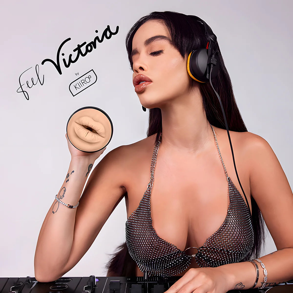 kiiroo sentir victoria juin boca