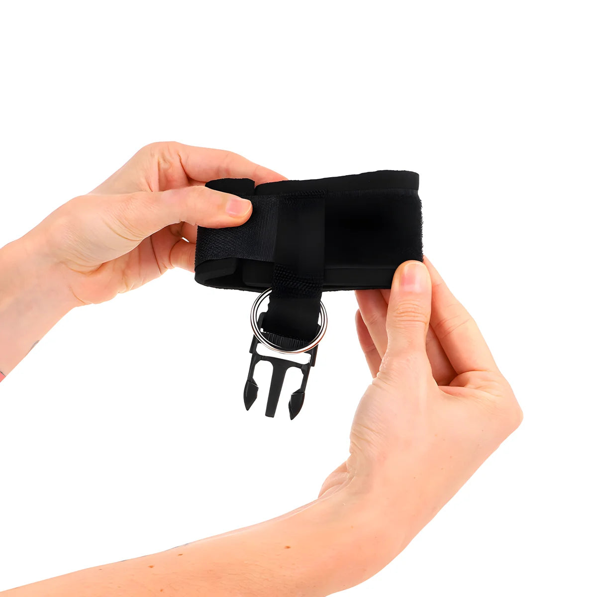 kink appui poignet en neoprene a attaches et boucles noir reglable 22 34 cm