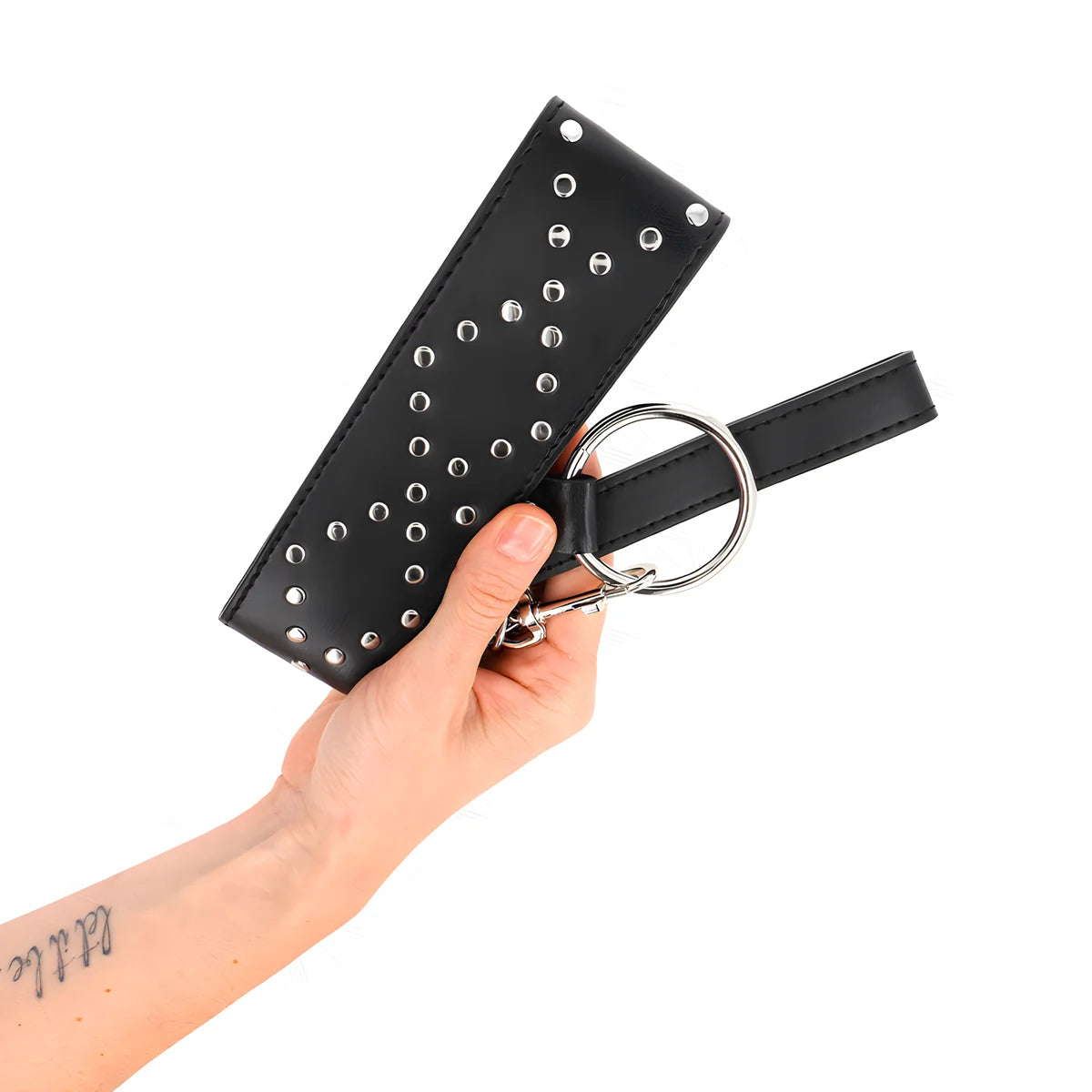 kink collier 65 cm avec laisse avec clous argentes modele 3 reglable 36 43 cm x 5 cm