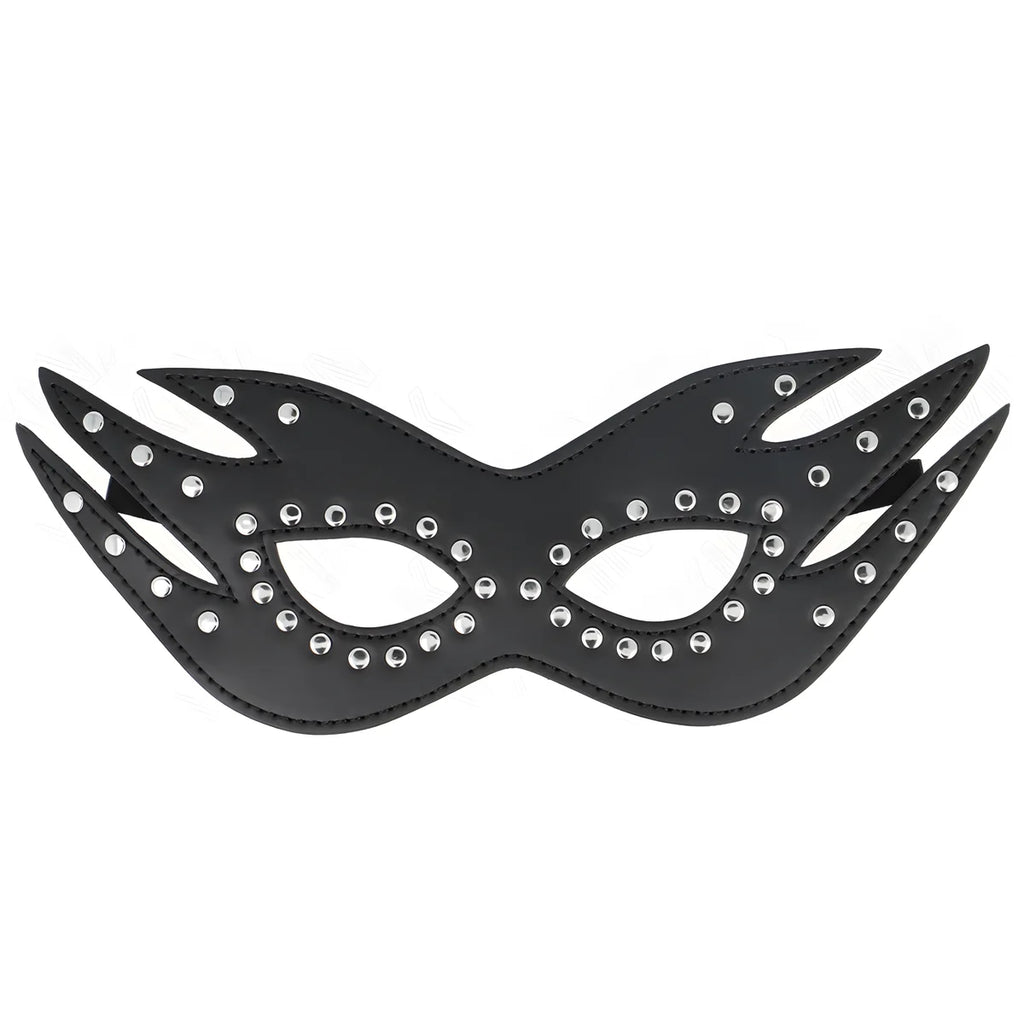 kink masque en cuirette a rivets modele 3 26 x 9 5 cm