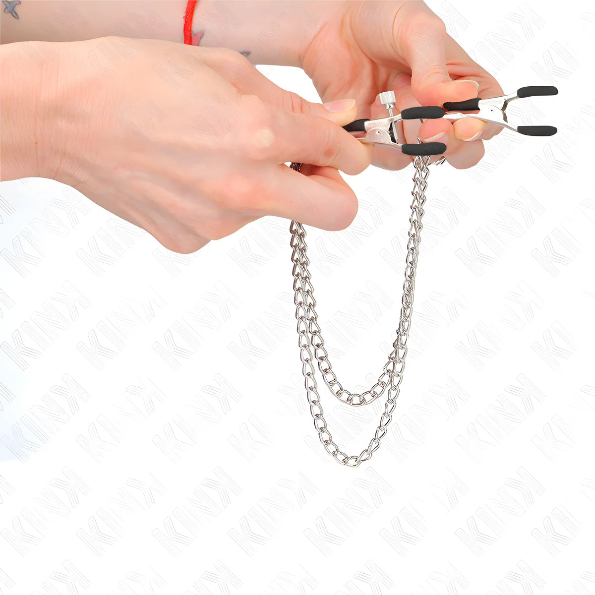 kink pinces a teteaux avec 2 chaines epaisses argent 20 23 cm