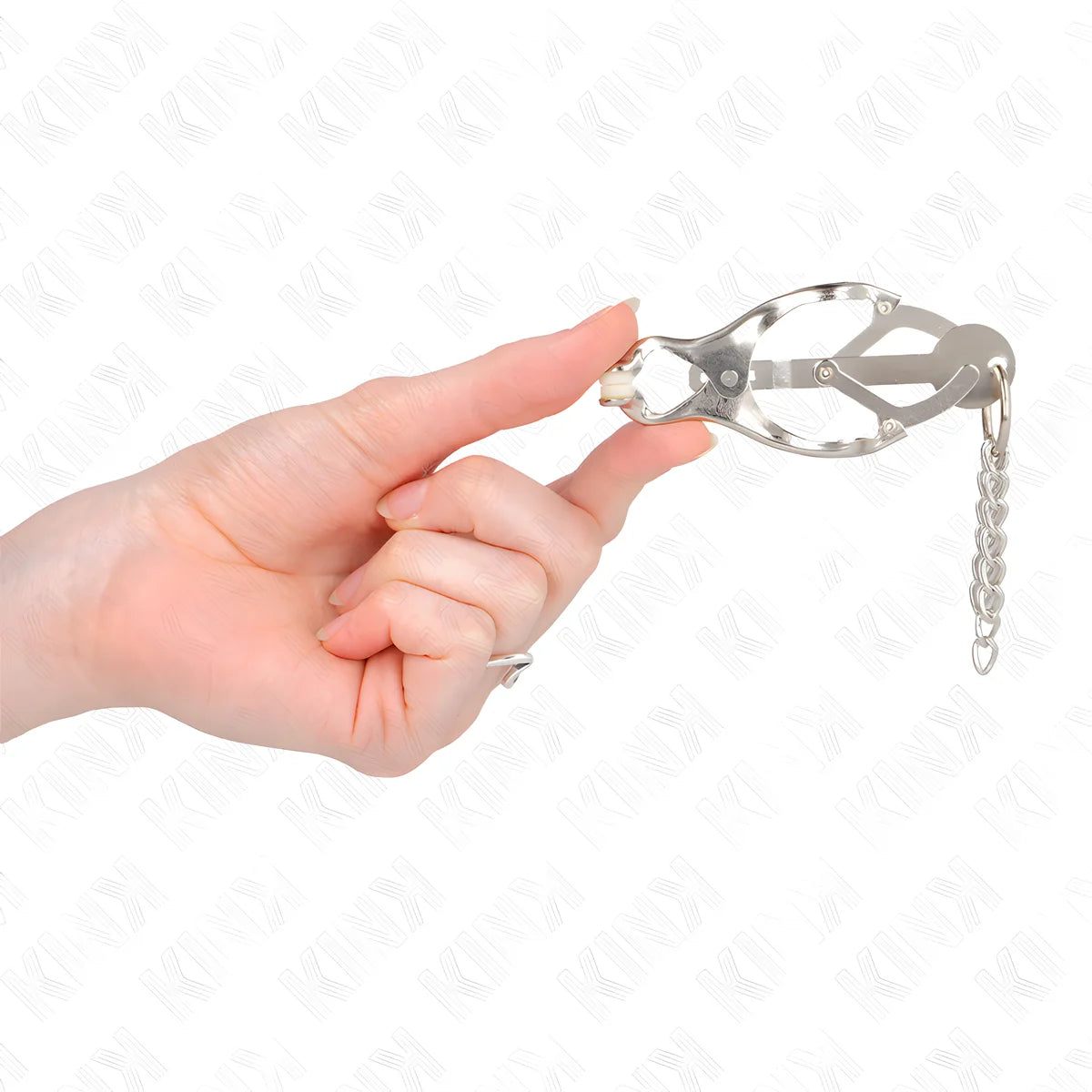 kink pinces a metelles trefle japonais avec petites chaines argent