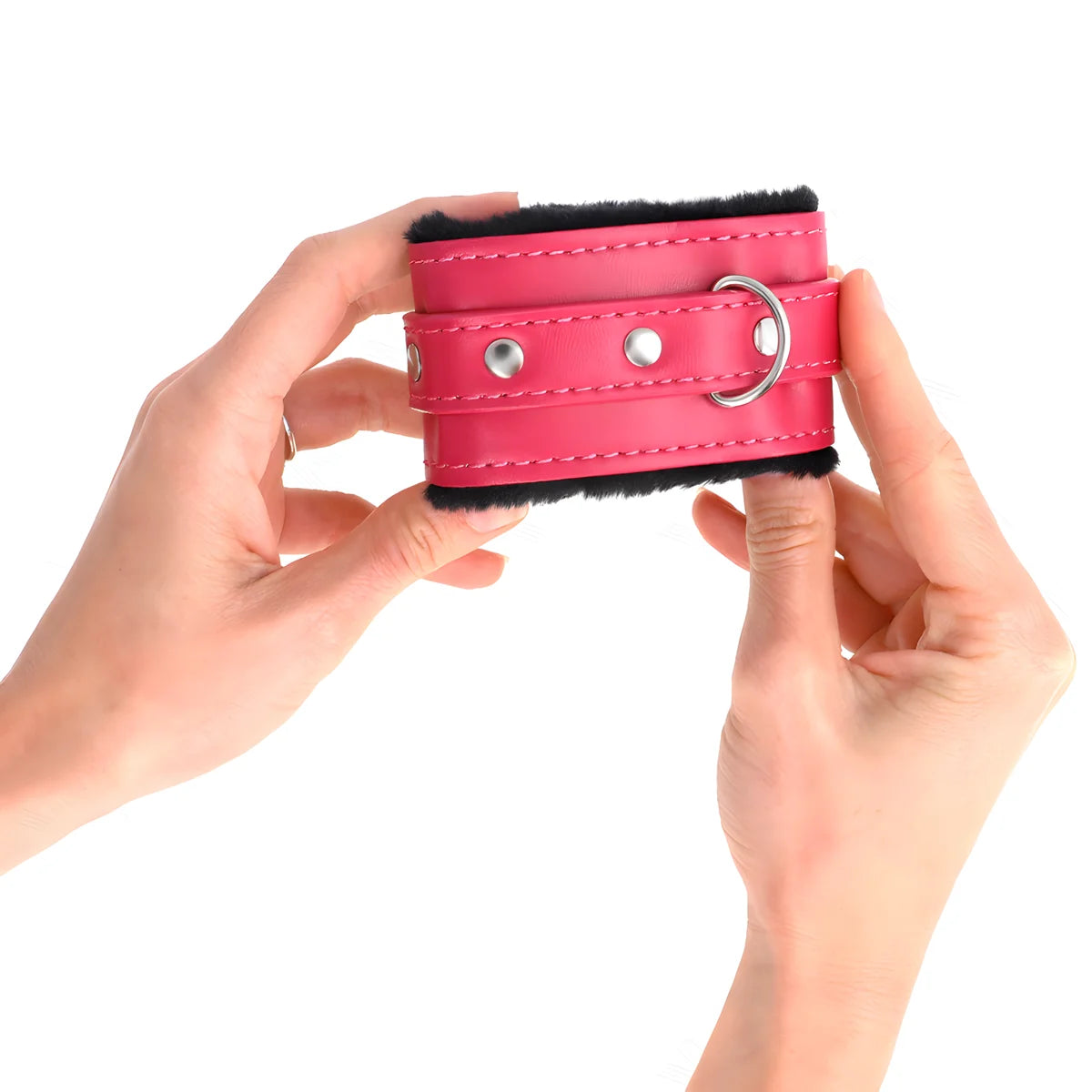 kink appui poignets doubles de fourrure premium noir avec ceinture rose framboise ajustable 17 29 cm x 6 cm