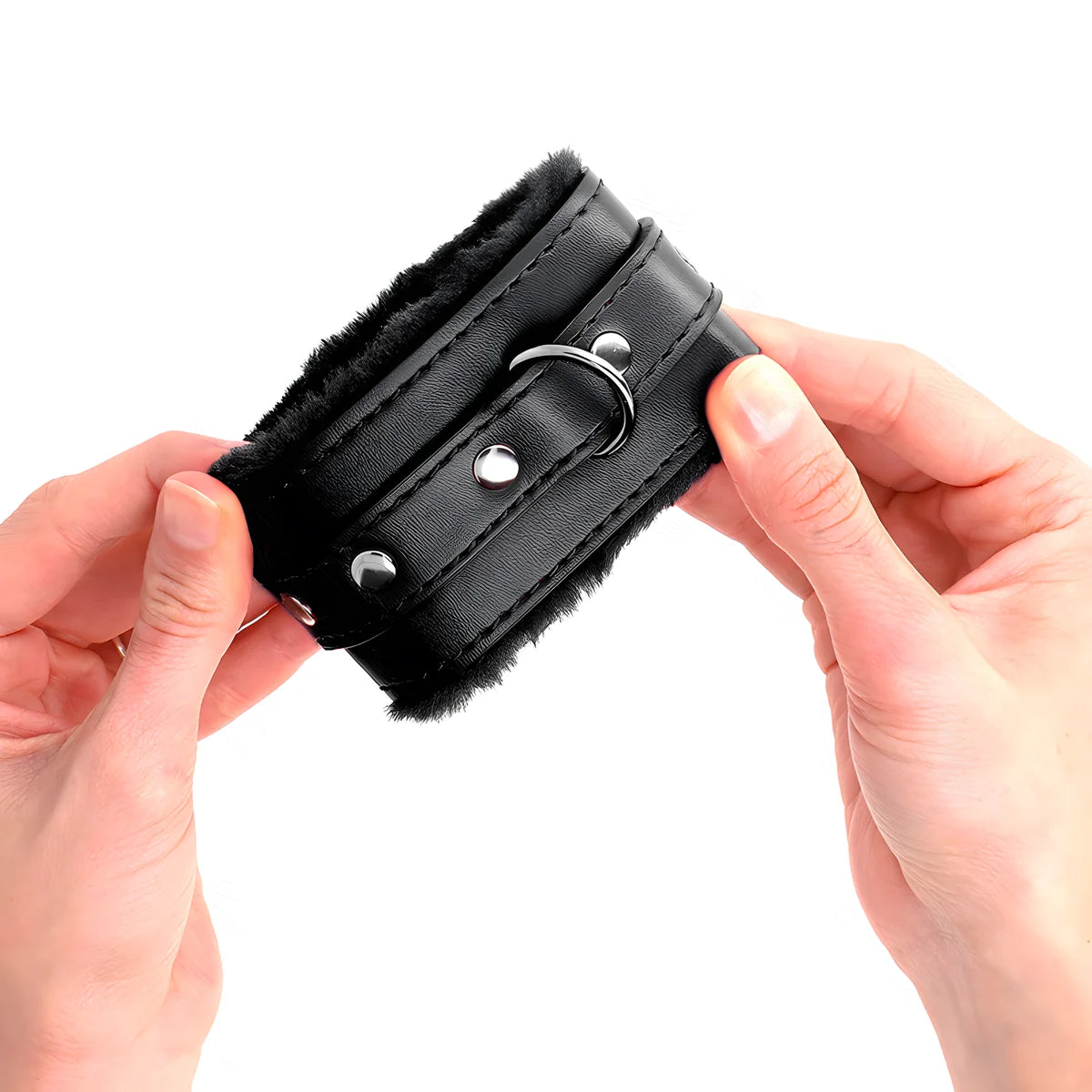 kink appui poignets doubles de fourrure premium noir avec ceinture noire reglable 17 29 cm x 6 cm