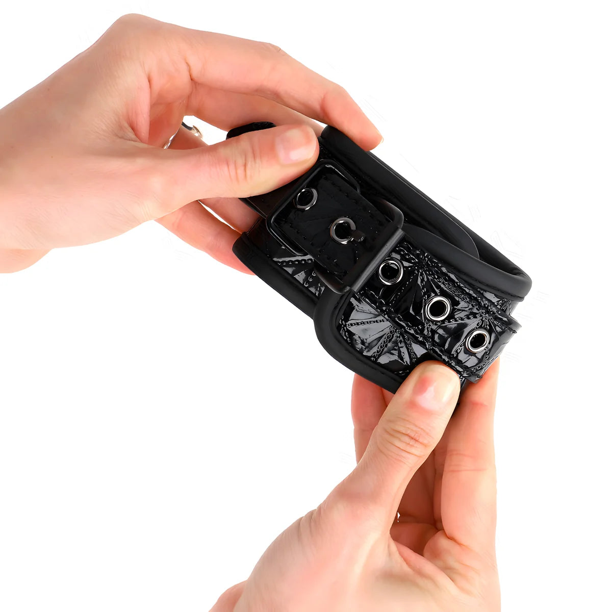 kink appui poignets motif diamant noir ajustable 17 26 cm x 5 5 cm