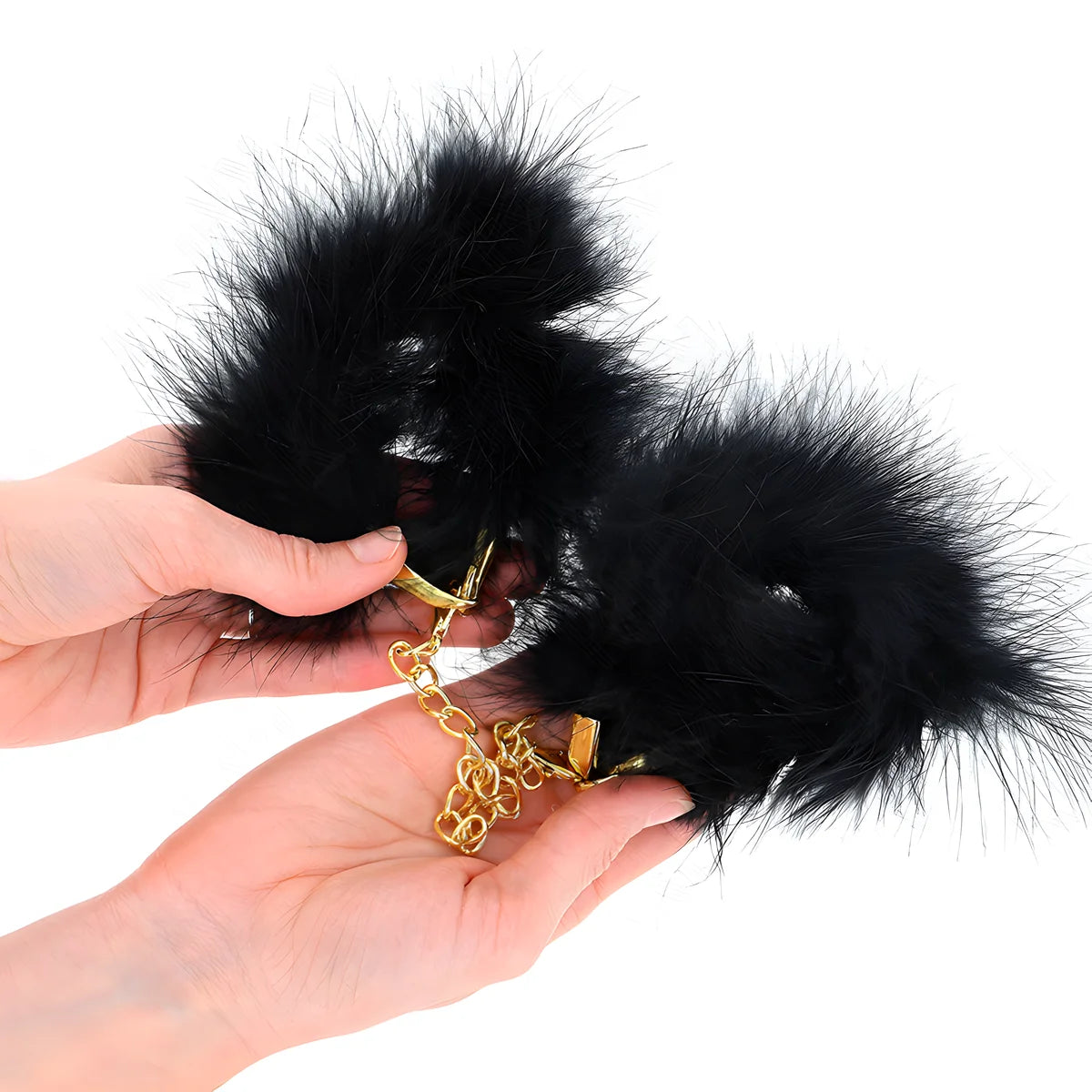 kink manchettes en plume avec chaine or modele 0