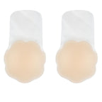 Élévateur de poitrine adhésif silicone réutilisable — vue rapprochée