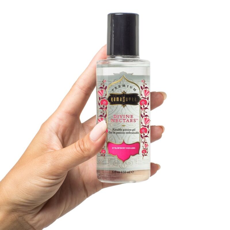 Lubrifiant gourmand saveur fraise base eau Divine Nectars — détail produit