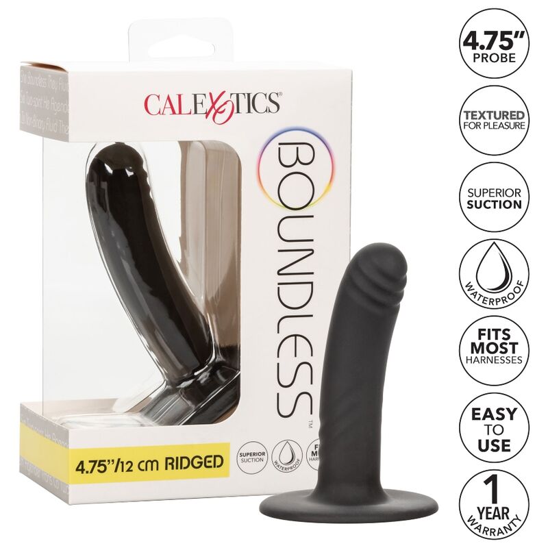 Packaging Boundless 12 cm Ridged CalExotics, gode en silicone noir texturé à forte succion, pictogrammes étanche, fits most harness et facile d'usage.