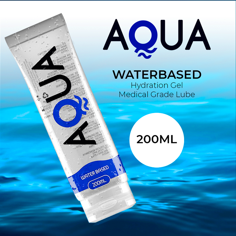 Visuel marketing Aqua Waterbased Hydration Gel 200 ml de qualite medicale, tube sur fond d eau bleue ondulee, lubrifiant intime base eau hydratant