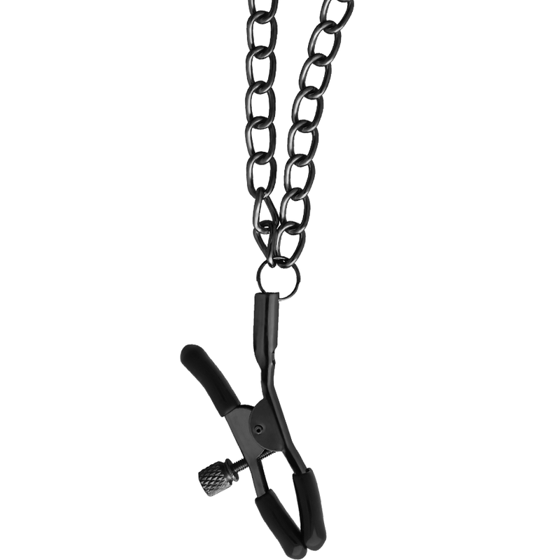 Pince à tétons Begme métal noir suspendue à sa chaîne, embouts caoutchouc et vis de réglage, accessoire BDSM de stimulation par pincement.