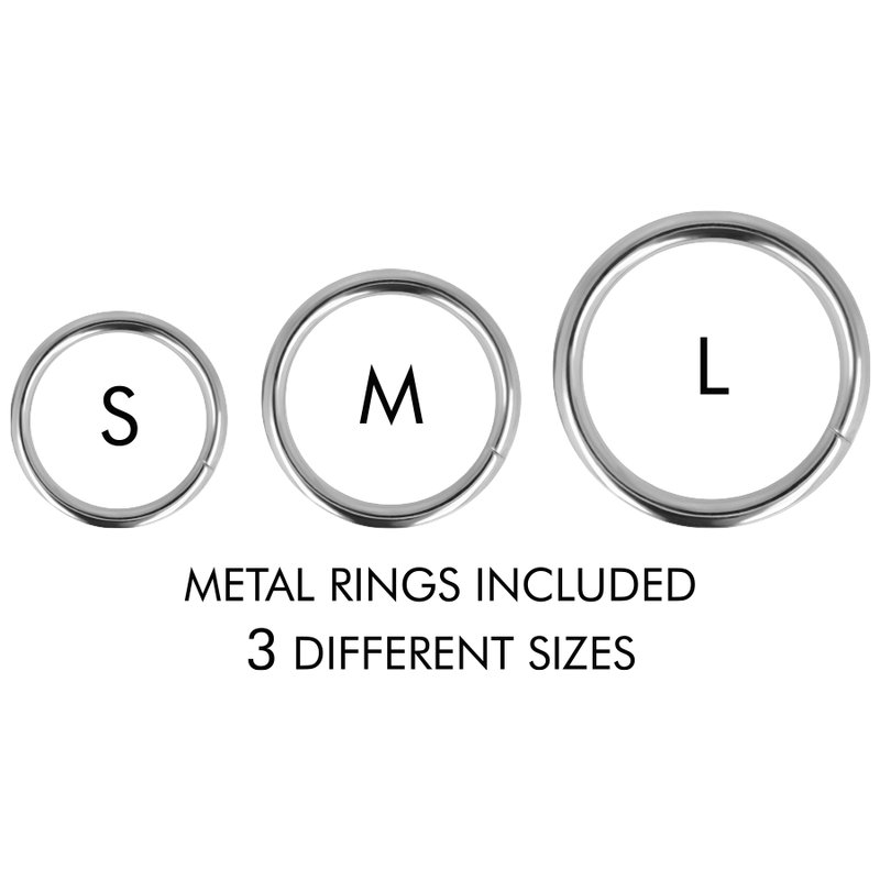 Trois anneaux metalliques inclus tailles S M et L du Cyber Strap Fetish Submissive, accessoires pour ajuster le diametre du gode au harnais ceinture.