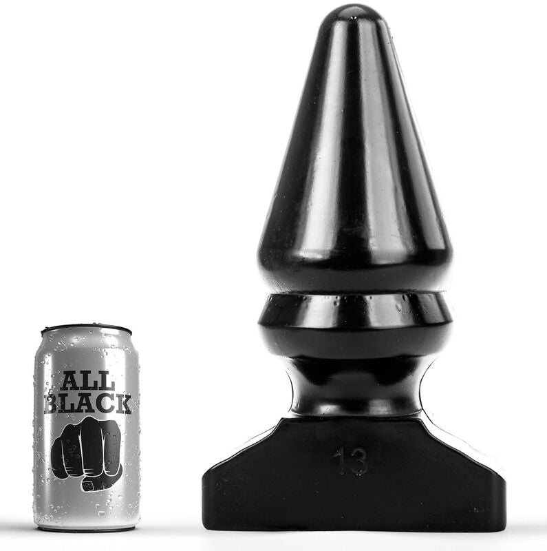 Plug anal triangulaire All Black noir pres de sa canette, ogive a renflement etage et tres large base trapeze, silicone et PVC de 30 cm pour les utilisateurs experimentes.