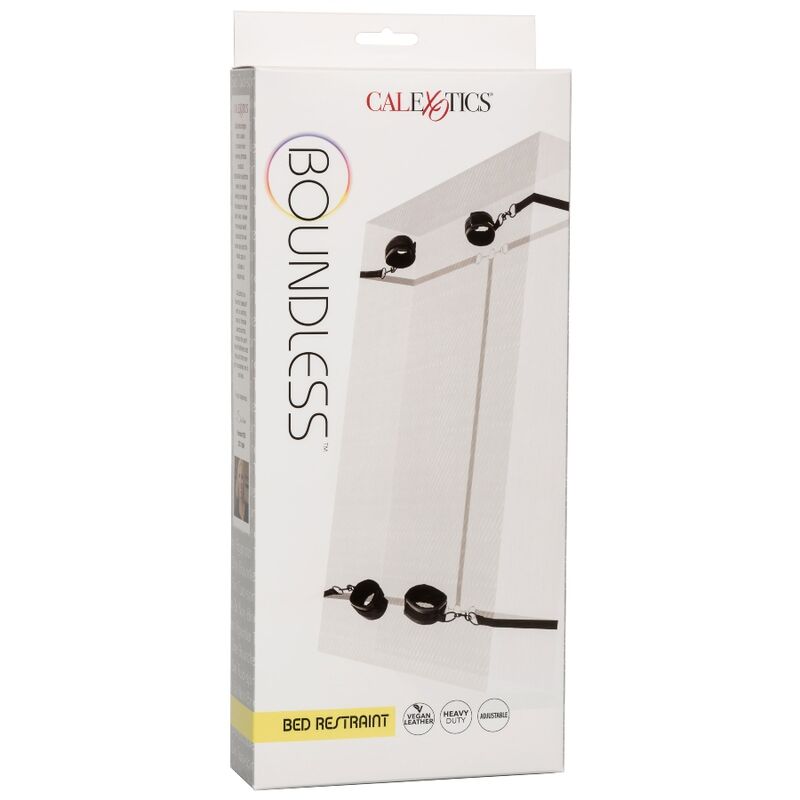 Packaging Boundless Bed Restraint CalExotics, kit de menottes et sangles de lit en vitrine, pictogrammes vegan leather, heavy duty et adjustable.