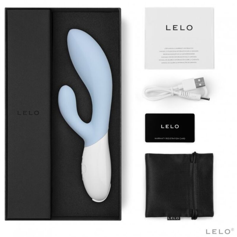 Coffret Lelo Ina 3 bleu ciel ouvert avec notice, cable de charge, carte de garantie et pochette satinee, rabbit double action point G et clitoris en silicone a manche blanc.