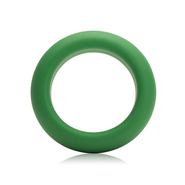 Anneau pénien vert vu de face, ouverture centrale parfaitement ronde et anneau lisse en silicone, modèle coloré présenté de front mettant en valeur la forme sur fond blanc épuré.