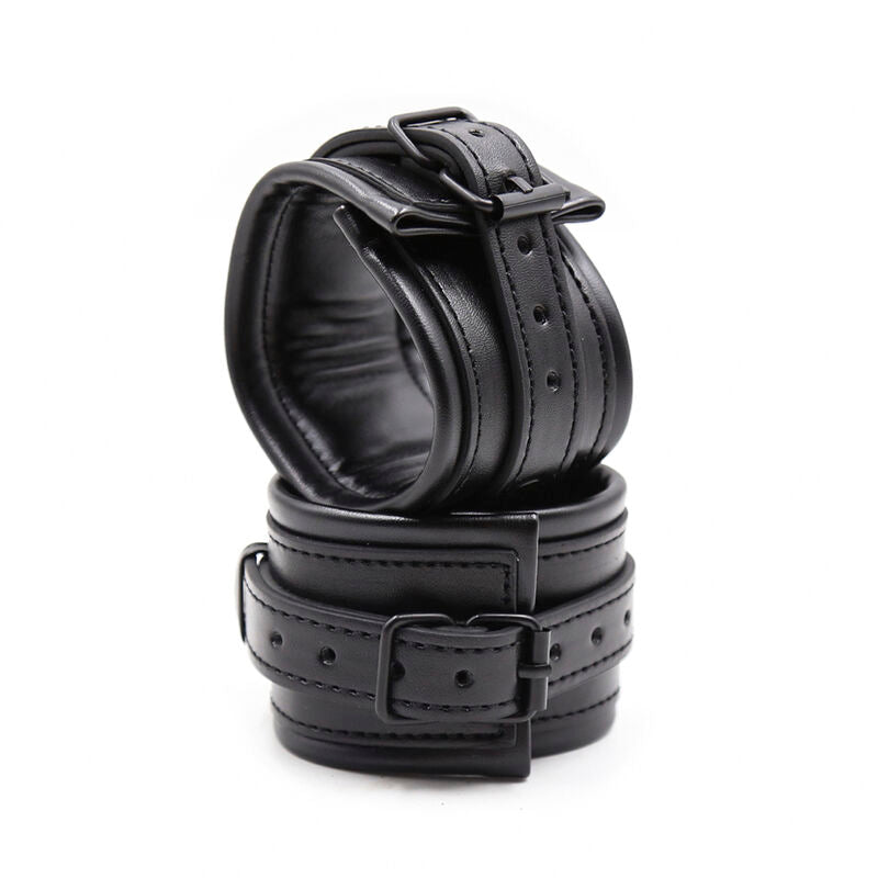 Menottes cuir ajustables restriction BDSM — détail produit