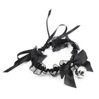 Collier fétiche dentelle avec cloche — vue de dos