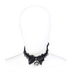 Collier fétiche dentelle avec cloche — finition matière