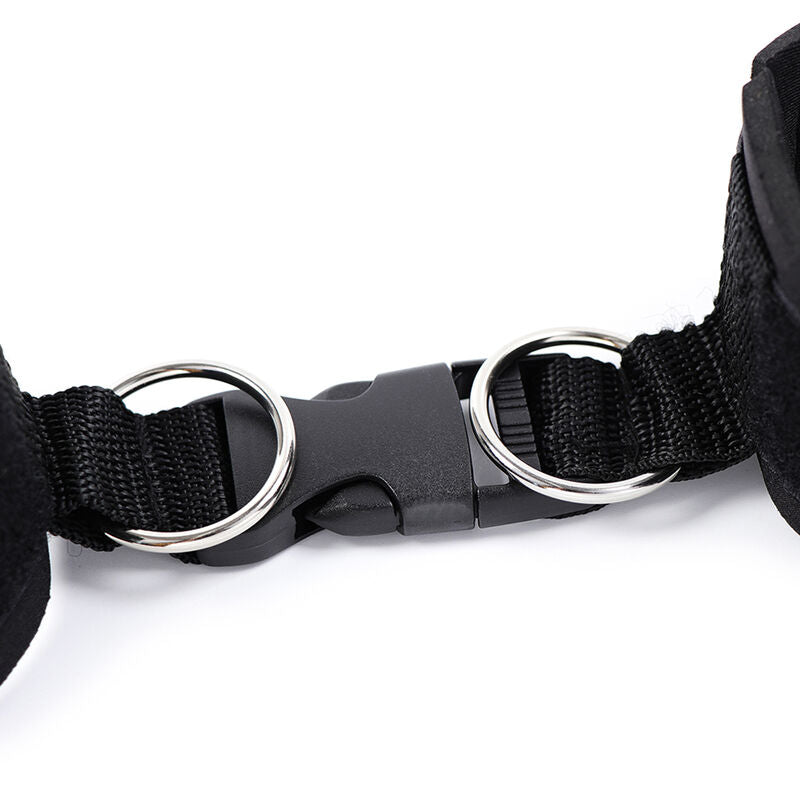 ohmama fetish neoprene attaches poignets attaches et boucles