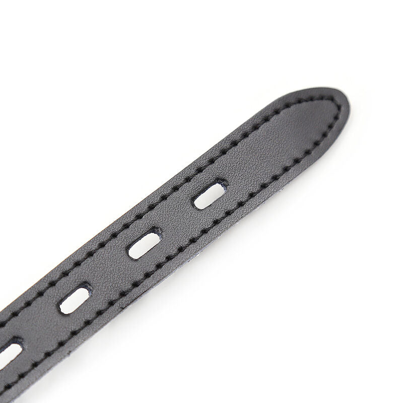 Bâillon-boule silicone avec sangle et cadenas — emballage produit