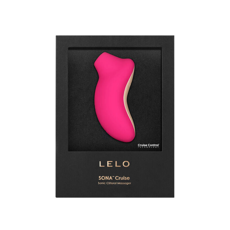 Stimulateur clitoridien Sona Cruise rose vif dressé dans sa boîte Lelo Sonic Clitoral Massager, silhouette compacte en silicone à ondes soniques sans contact direct.