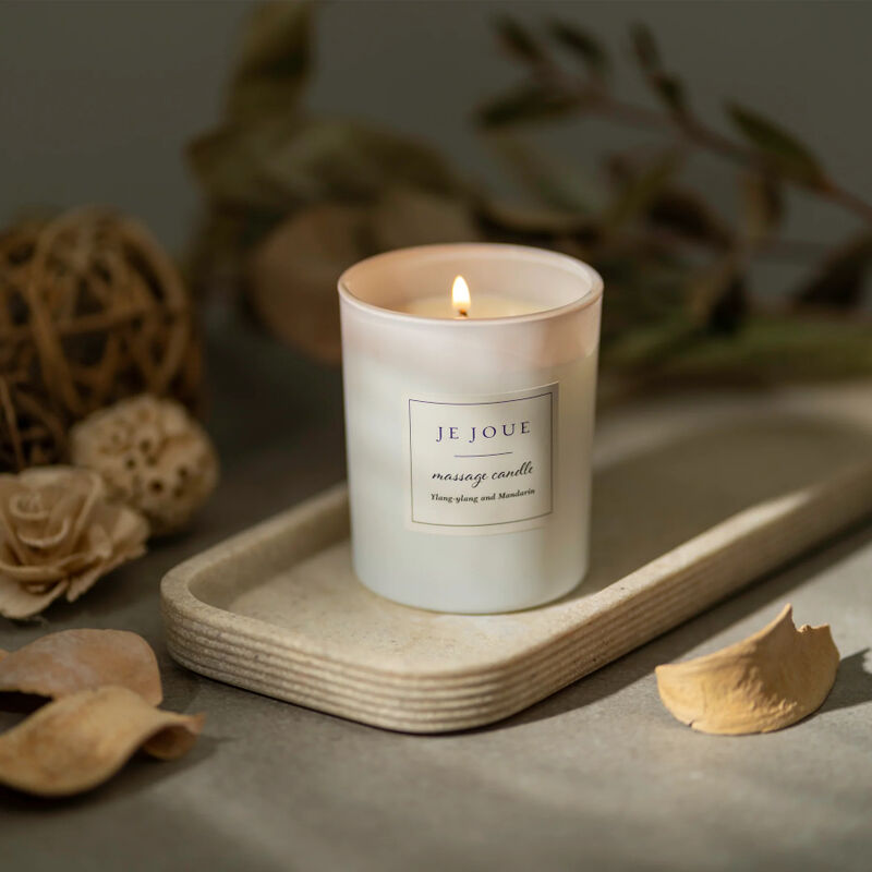 Bougie de massage ylang ylang et mandarine — vue de profil