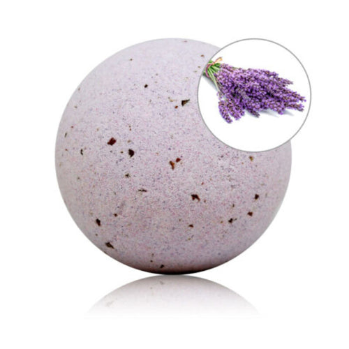 Bombe de bain effervescente violette de 140 g parfumee a la lavande naturelle et petales de rose, medaillon de lavande, formule adoucissante et relaxante facon spa