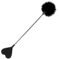 Cravache double face Darkness de 40 cm avec pompon de plume noire d un cote et manche fin, accessoire pour chatouiller et eveiller en couple