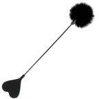 Cravache double face Darkness de 40 cm avec pompon de plume noire d un cote et manche fin, accessoire pour chatouiller et eveiller en couple