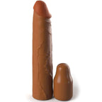 Gaine penienne realiste teinte caramel Fantasy X-Tensions, surface veinee imitant la peau et bonnet d'extension assorti, presentee debout sur fond blanc.