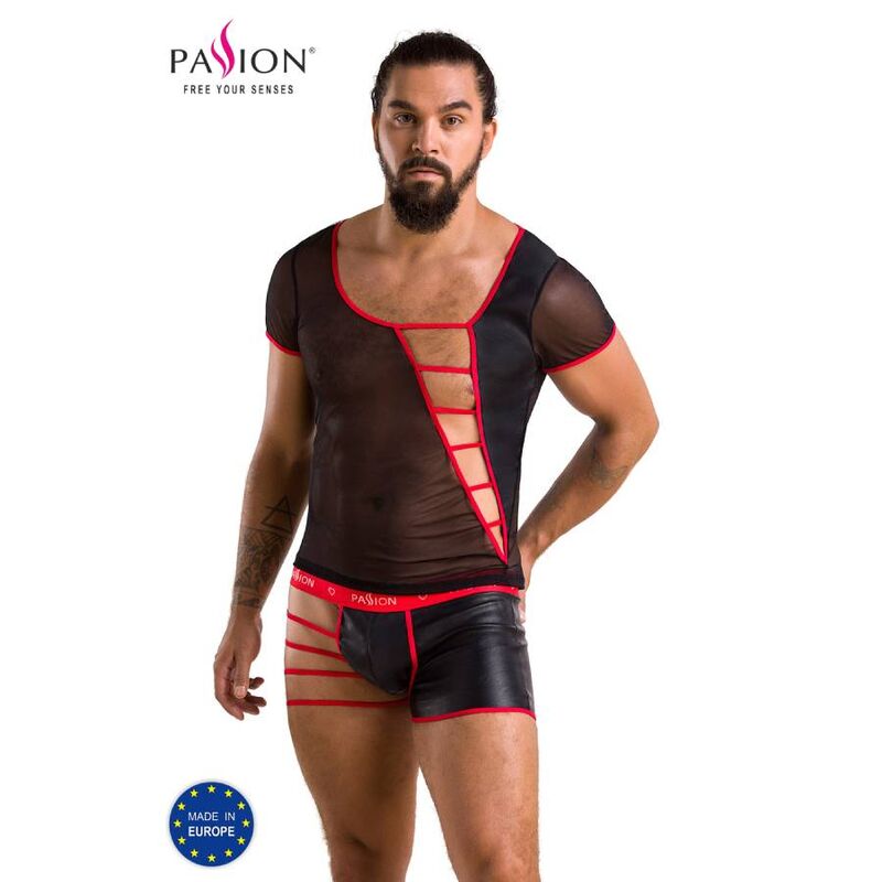 Mannequin homme de face, tee-shirt maille transparente a lanieres rouges sur torse nu et boxer effet cuir a liseres rouges, lingerie sexy Passion