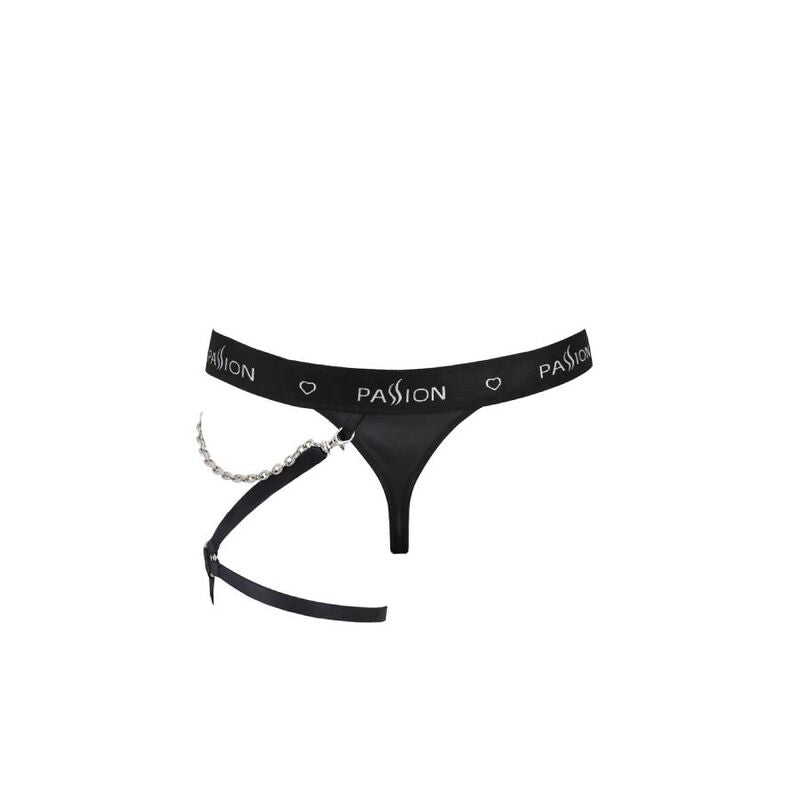 Jockstrap homme Passion a plat vu de dos, sangles fines a chaine et ceinture logo, lingerie masculine fetichiste en effet cuir de la marque Passion