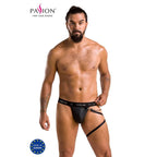 Mannequin homme de face en jockstrap Passion sur torse nu, poche effet cuir, ceinture logo et chaine, lingerie masculine fetichiste fabriquee en Europe