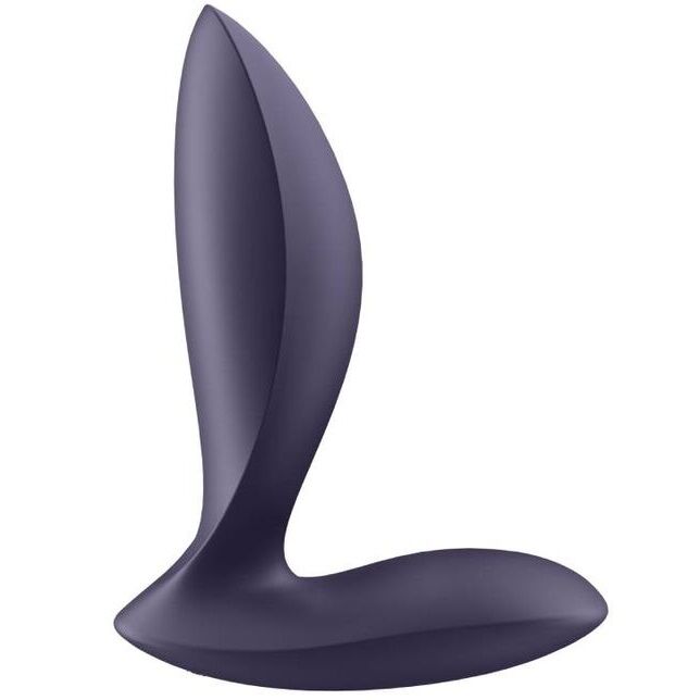 Plug anal Power Plug bleu nuit de trois quarts, corps fusele incurve et base evasee stabilisatrice en silicone, plug vibrant connecte Satisfyer pilotable par appli.