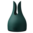 Embout du Kyro en silicone vert à deux pointes creuses façon oreilles sur socle, accessoire de double stimulation arrondi, sans aucun relief réaliste.