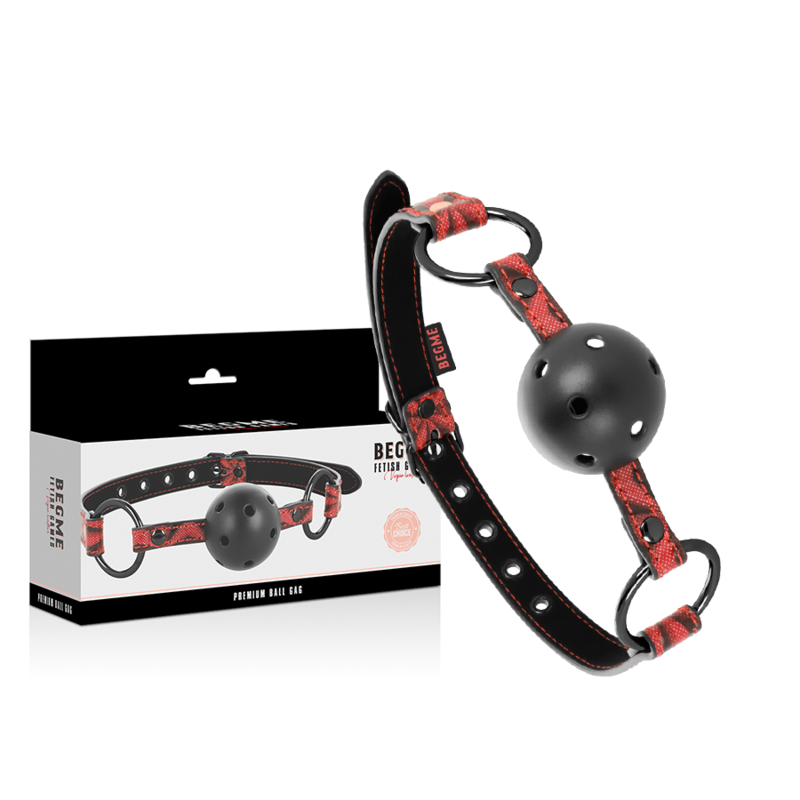 Bâillon boule en cuir végan respirant édition rouge — détail produit