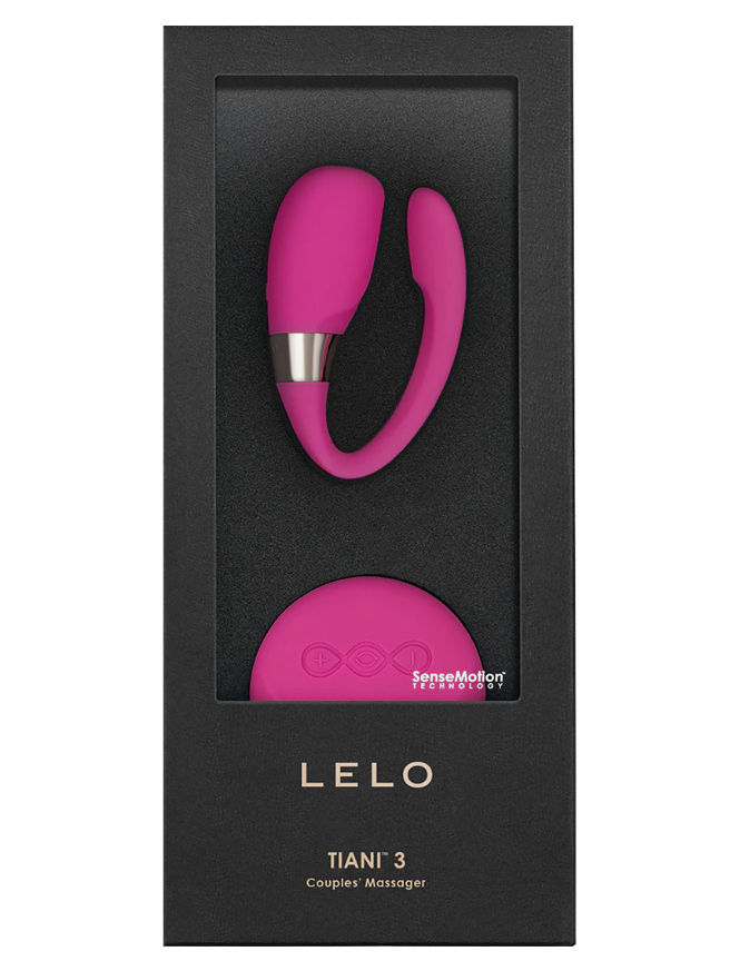 Stimulateur de couple Lelo Tiani 3 rose dans son ecrin noir avec sa telecommande, masseur a porter en silicone pilotable sans element anatomique.