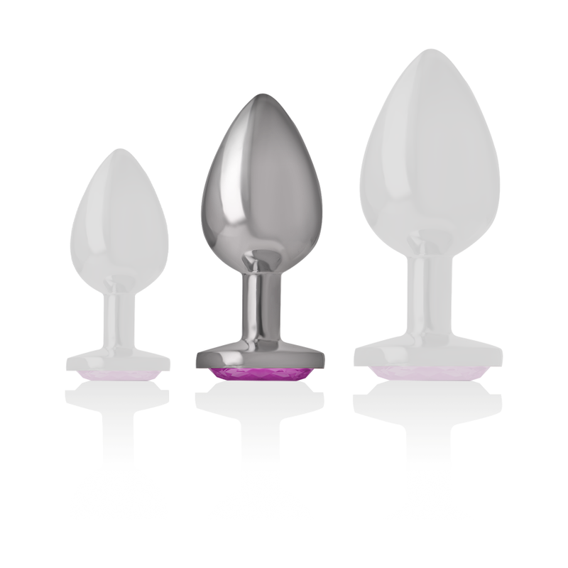 Trois plugs anaux bijou Intense alignes par gabarit, embouts metal chrome lisses et bases coeur a pierre rose, comparatif des tailles sur fond blanc