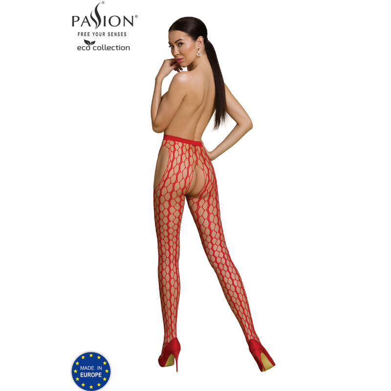 Vue de dos du collant resille rouge a grande maille Passion Eco, fesses nues sous la maille ajouree, ouverture entrejambe, escarpins rouges, fond blanc.
