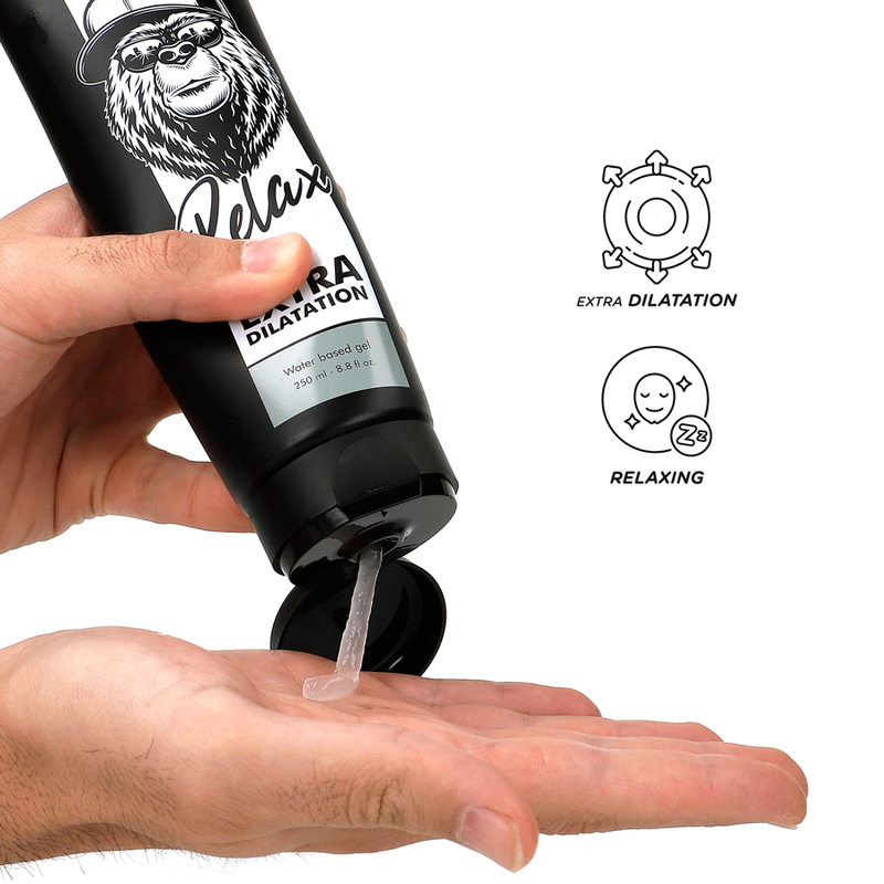 Tube de gel lubrifiant anal Black Hole presse au-dessus de la main, gel glissant base eau, pictogrammes extra dilatation et relaxing a droite