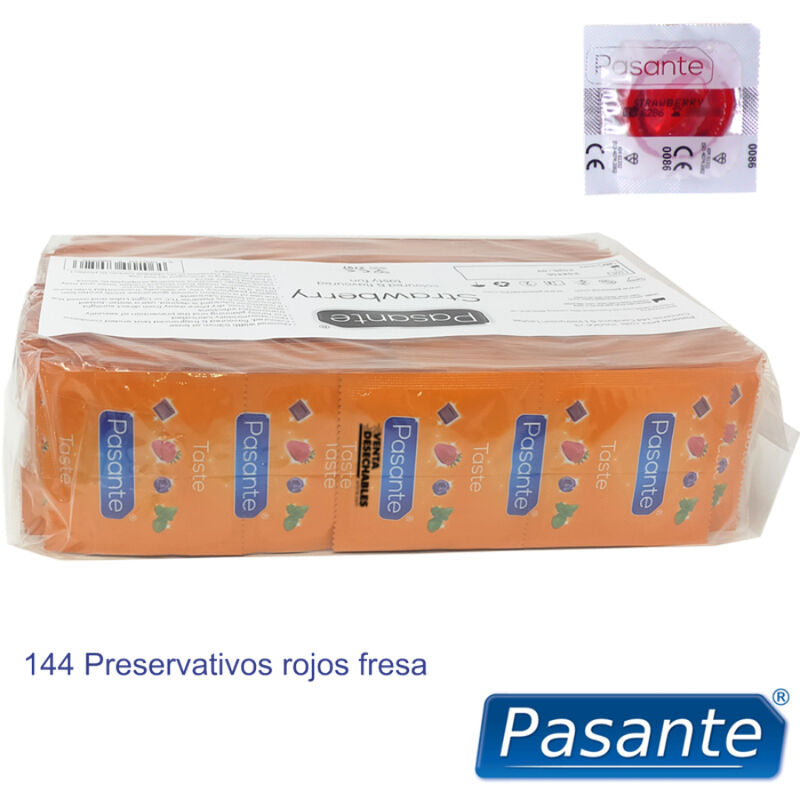 Sachet de 144 preservatifs Pasante Taste rouges fraise en vrac, foils orange empiles sous film avec etiquette produit, conditionnement economique aromatise sur fond blanc.
