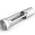 Pompe a penis Max Boost presentee a l'horizontale, cylindre transparent gradue et corps blanc, mecanisme piston manuel Pump Worx sur fond blanc.
