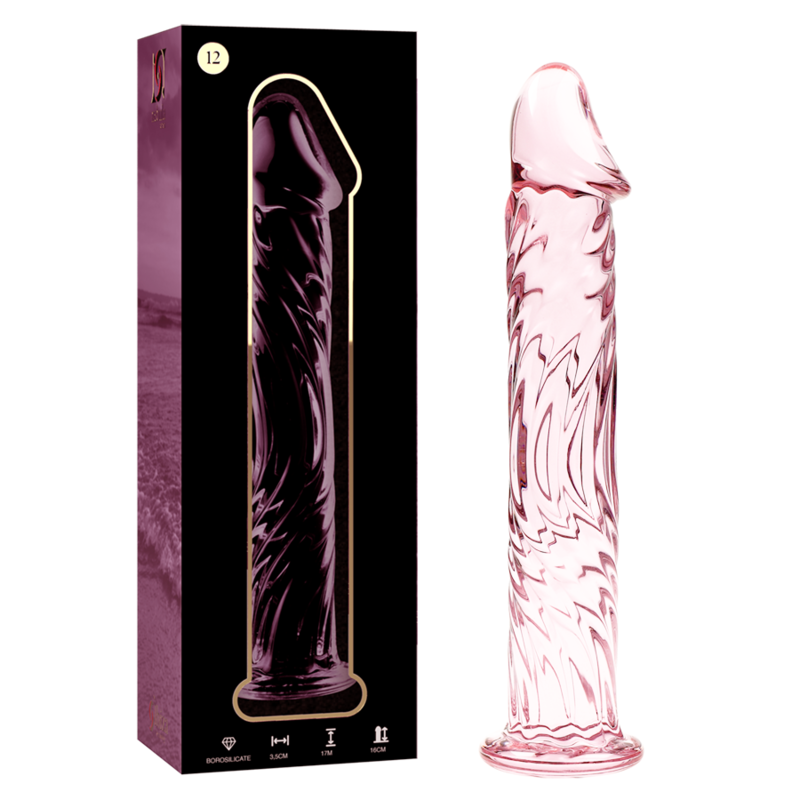 Boite violette et gode en verre borosilicate rose Nebula Series de 17 cm, tete sculptee et fut strie en relief, base evasee, vue face et profil sur fond doux.