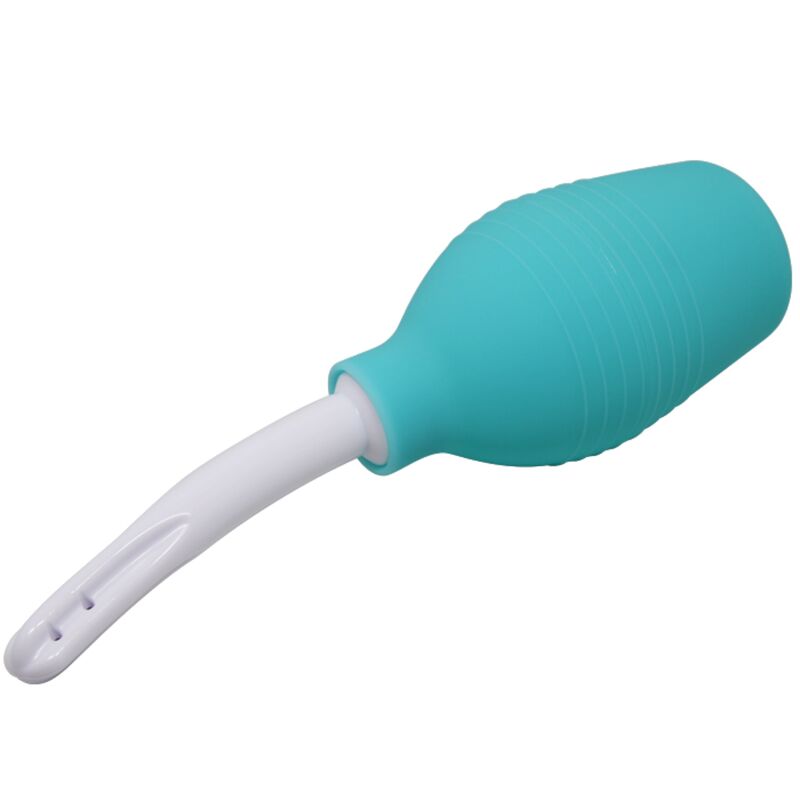 Poire de lavement anale Mr Play en caoutchouc turquoise vue de trois quarts, ampoule a presser et canule perforee blanche, hygiene intime simple avant le jeu anal.